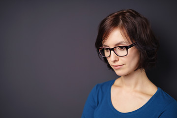 Fototapeta premium frau in gedanken