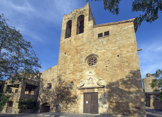 Fototapeta na wymiar Church of Pals.Catalonia.Spain