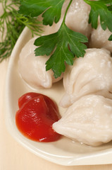 Meat dumplings (pelmeni)