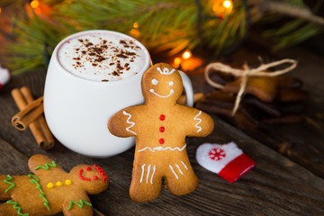 Cappuccino and Christmas gingerbread