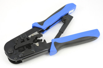 Crimping tool with connector jack
