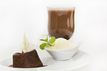 poppy seed dessert with ice cream and cocoa