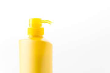 conditioner shampoo bottle