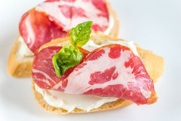 Sandwiches with cream cheese and ham