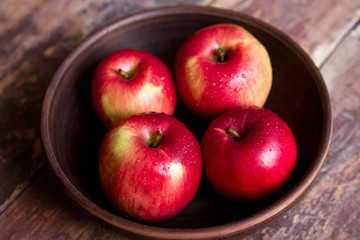 Red apples in a bowl