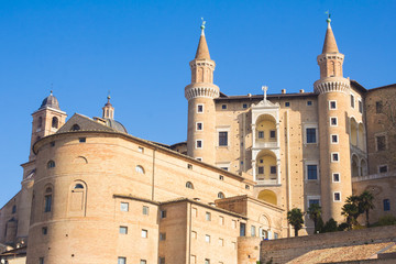 Fototapeta na wymiar Palazzo ducale ad Urbino nelle marche