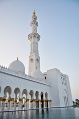 Fototapeta na wymiar the Sheikh Zayed Grand Mosque