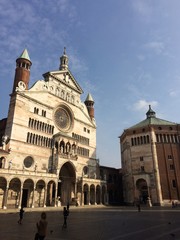 Fototapeta na wymiar Cremona, Duomo e Battistero