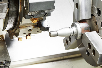 metalworking turning process
