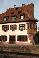 Naklejka premium Architecture maison colombages à Wissembourg, Alsace, France
