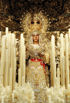  Virgen Esperanza de Triana, Semana Santa de Sevilla, Andaluc&iacute;a, Espa&ntilde;a