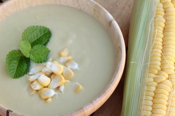 Corn soup of delicious and fresh corn .