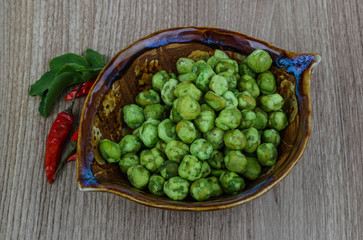 Wasabi peas