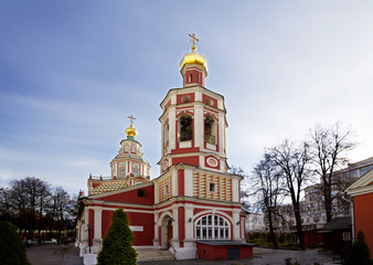 Fototapeta na wymiar Церковь в Москве.