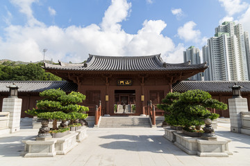 Obraz premium Chi Lin Nunnery in Hong Kong, China. Traditional Chinese architecture in Tang Dynasty style.