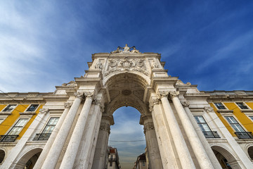 Fototapeta na wymiar Detail of the Triumphal Arch in the Praca do Comercio in Lisbon, Portugal