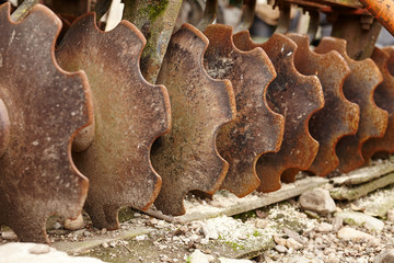 Disking machinery