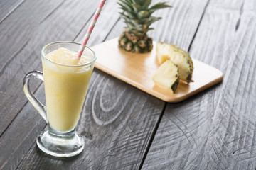 pineapple smoothie