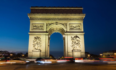 Fototapeta na wymiar The Triumphal Arch at night.