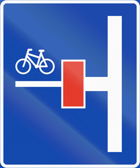 Norwegian information road sign - Dead end for motor vehicles on the left
