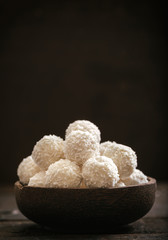 Coconut pralines