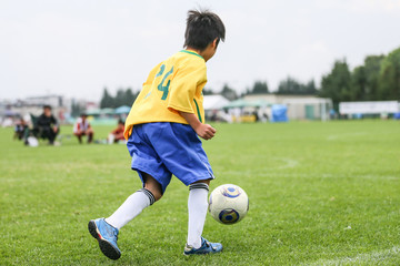 サッカー　フットボール © makieni