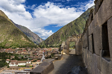 Fototapeta na wymiar Ollantaytambo Inca ruins, in the Sacred Valley, Peru
