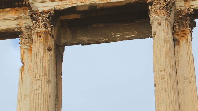 Tall pilasters crowned with Ionic architrave, Hadrian's Gate in Greek capital