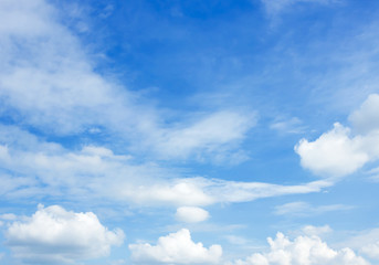 Obraz premium Blue sky with clouds background