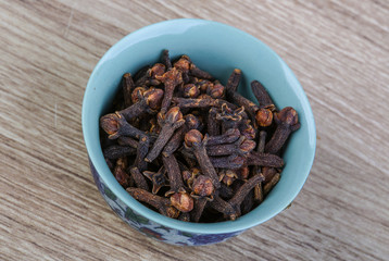 Cloves seeds