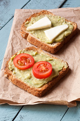 avocado sandwiches