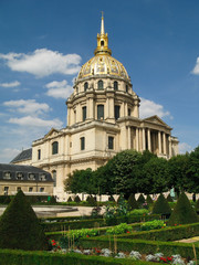 Fototapeta na wymiar Exterior of Cathedral Les Invalides, Paris, France. Cathedral Les Invalides was built in 1706 and is the burial place of Napoleon Bonaparte.