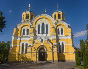 Fototapeta na wymiar St. Vladimir Cathedral Patriarchal Cathedral. Kiev, Ukraine