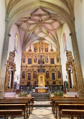 Fototapeta na wymiar cordoba - The presbytery of church monastery Convento Santa Marta