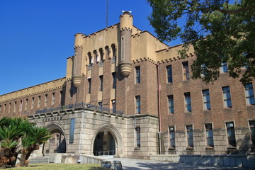 Fototapeta premium 大阪城公園 大阪市立博物館