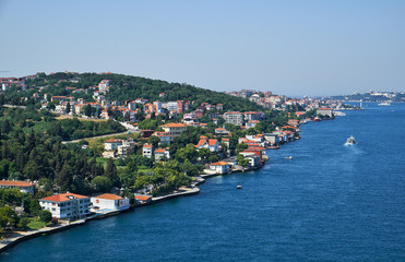 Fototapeta na wymiar The view of Asian shore of Istanbul and Bosphorus, Turkey