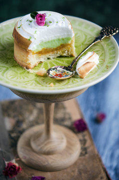 Tartlets with lime cream and meringue.Lemon pie.