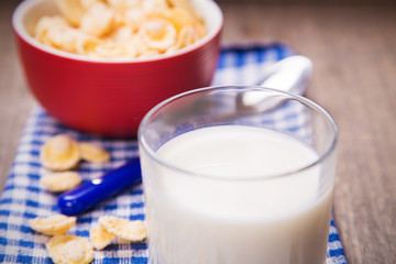 oatflakes with milk