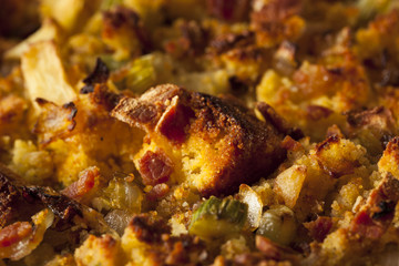 Traditional Homemade Cornbread Stuffing