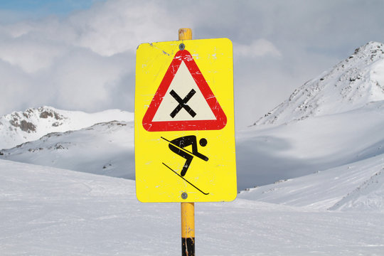 Ski Tourismus Images Browse 3 Stock Photos Vectors and Video