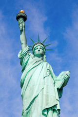Fototapeta na wymiar Freiheitsstatue in NYC