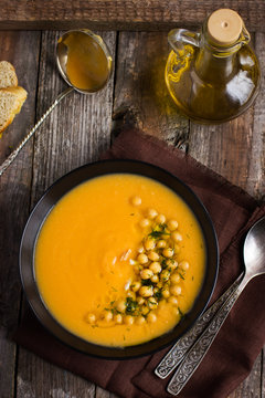 pumpkin and chickpeas soup