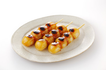 みたらし団子　Dumplings with Salty-sweet Sauce
