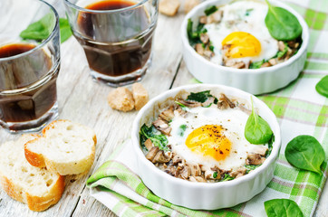 spinach, mushrooms baked egg