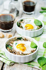 spinach, mushrooms baked egg