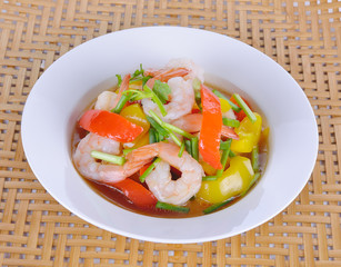 Stir-fried shrimp with chilli