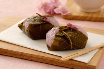 桜餅と緑茶
