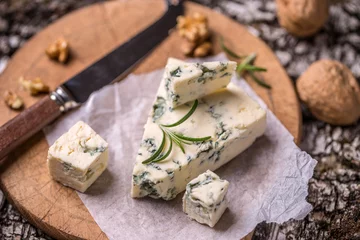 Fototapeten Blue cheese slices © Grafvision