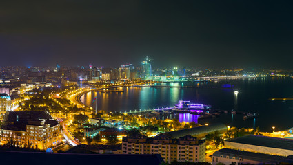 Fototapeta na wymiar Night view of the city of Baku - the capital of the Republic of Azerbaijan