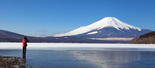 Fototapeta na wymiar Mountain Fuji in winter season from Yamanakako lake